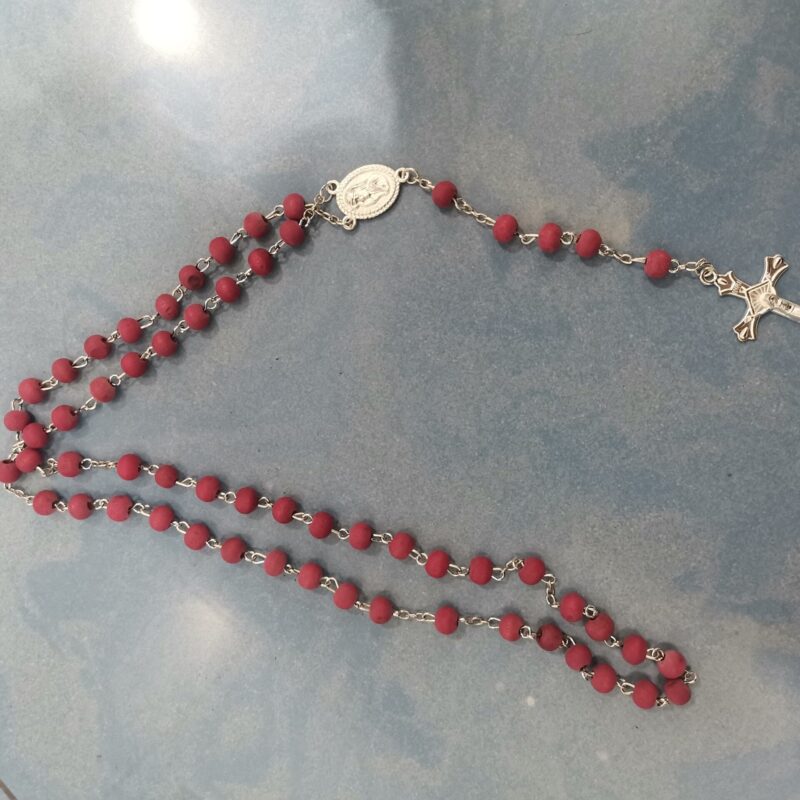 ROSARIO MADERA PERFUMADO ROSAS