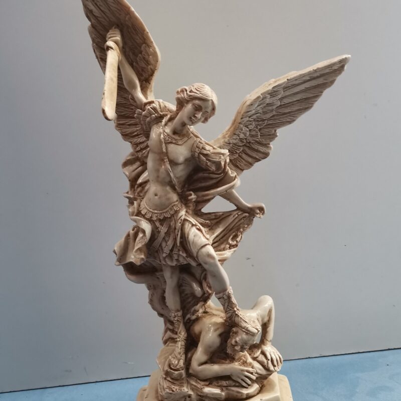 SAN MIGUEL ARCANGEL BLANCO 33 CM