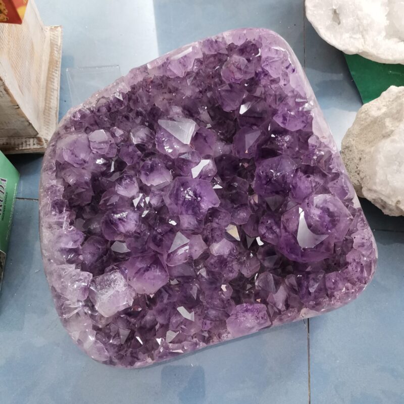 GEODA NATURAL AMATISTA PLANCHA
