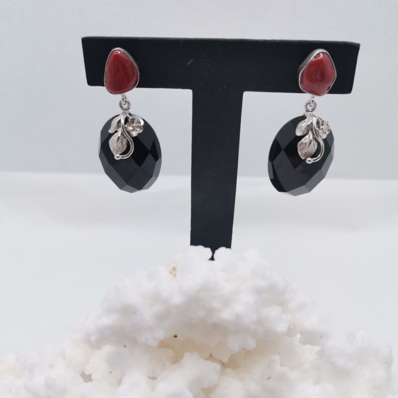 PENDIENTE DE CORAL Y ONIX PLATA