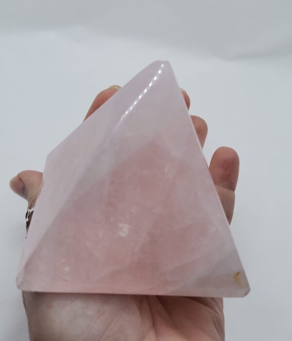 PIRAMIDE DE CUARZO ROSA 427 GRAMOS - Imagen 2