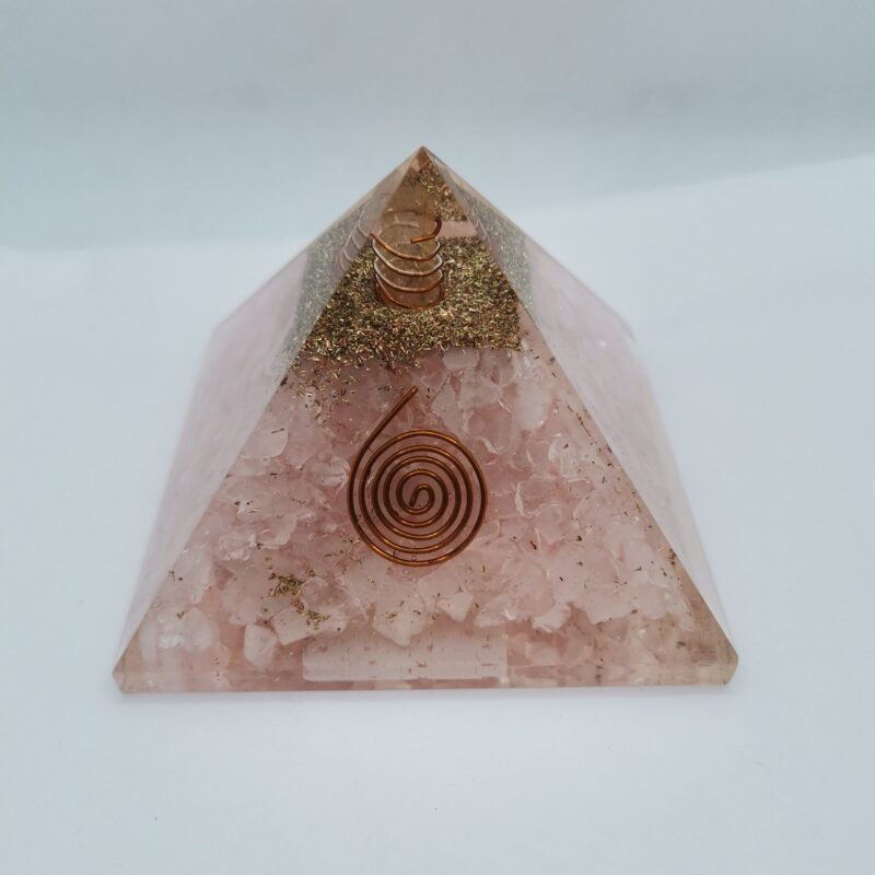 PIRAMIDE ORGONITA CUARZO ROSA 50