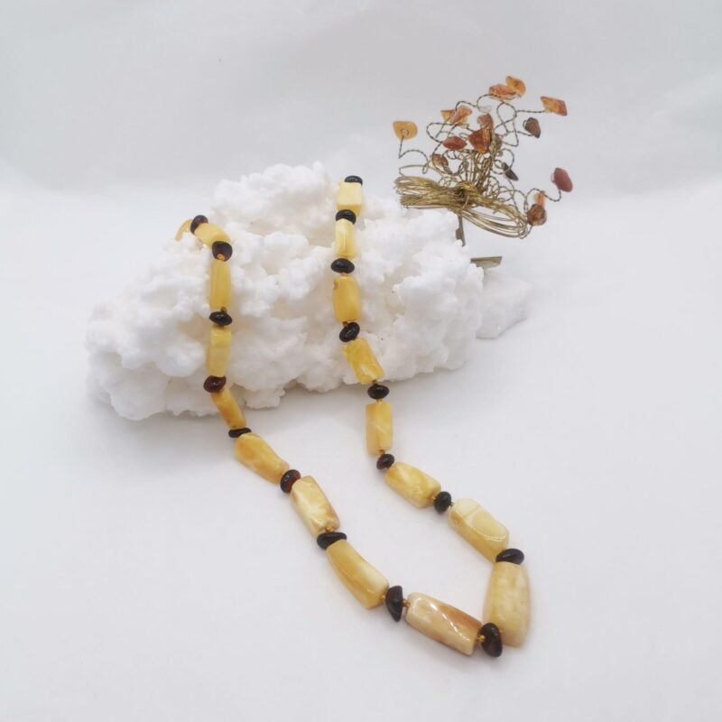 COLLAR AMBAR AMARILLO CUADRADO 50 CM