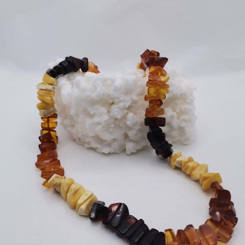 COLLAR AMBAR TRES COLORES CHIP GRANDE 47 CM