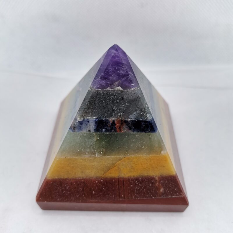 PIRAMIDE MINERAL 7 CHAKRAS 259