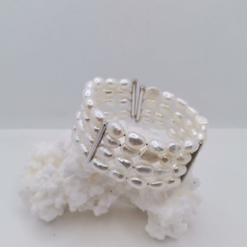 PULSERA PERLAS NATURALES 4 VUELTAS PLATA