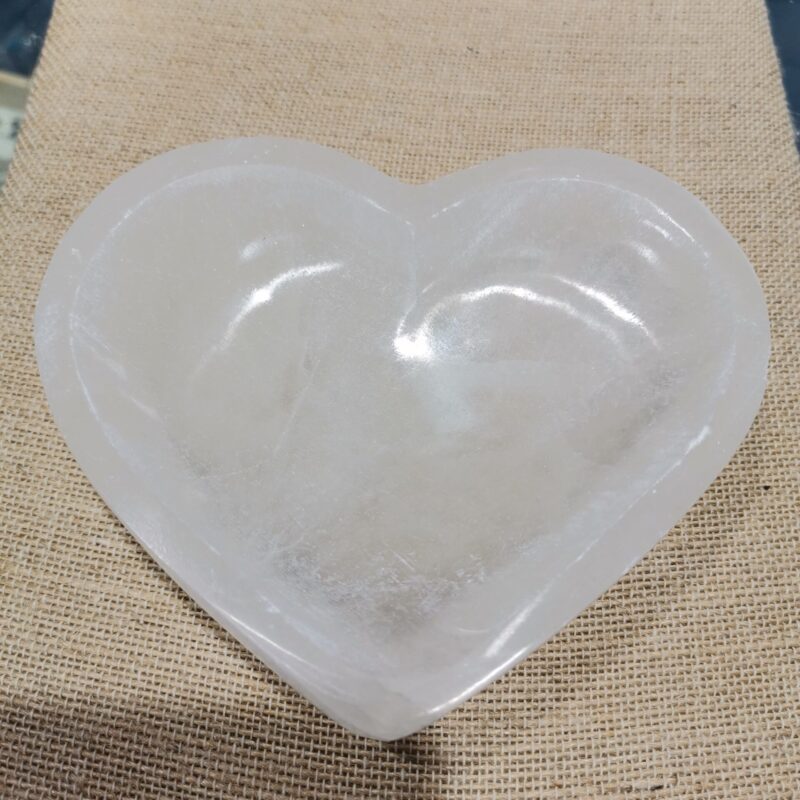 BASE CUENCO CORAZON DE SELENITA BLANCA 20