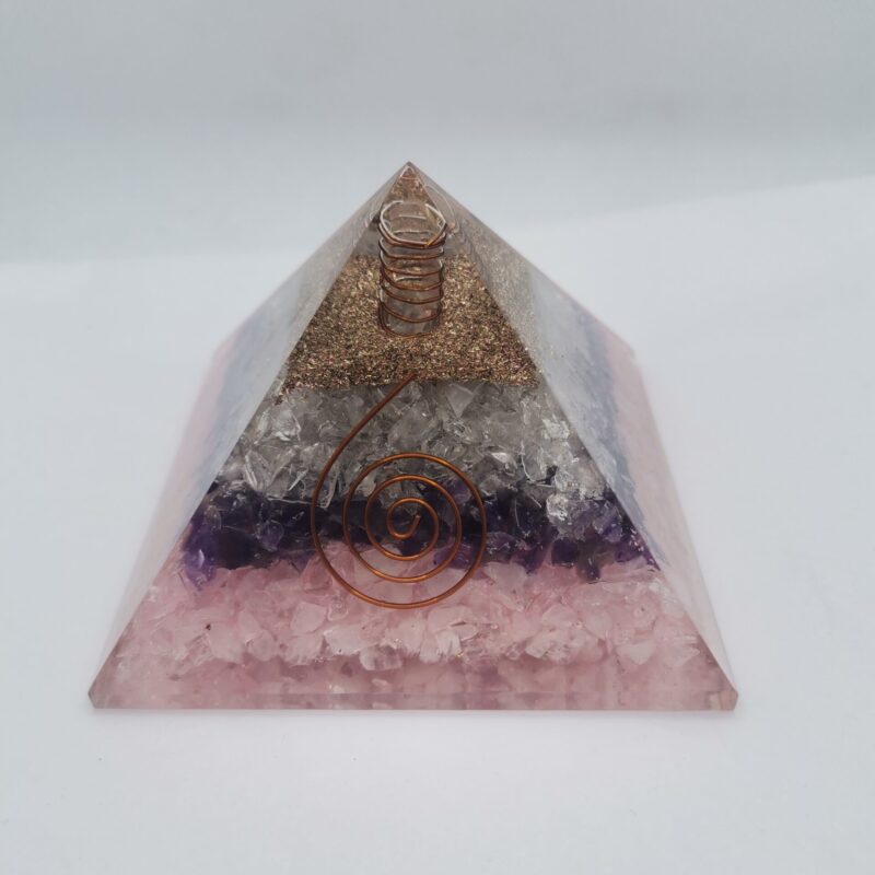 PIRAMIDE ORGONITA DE AMATISTA CUARZO ROSA Y CUARZO BLANCO