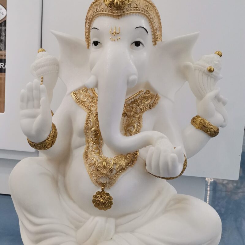 GANESHA BLANCA Y DORADA SENTADA 36 CM