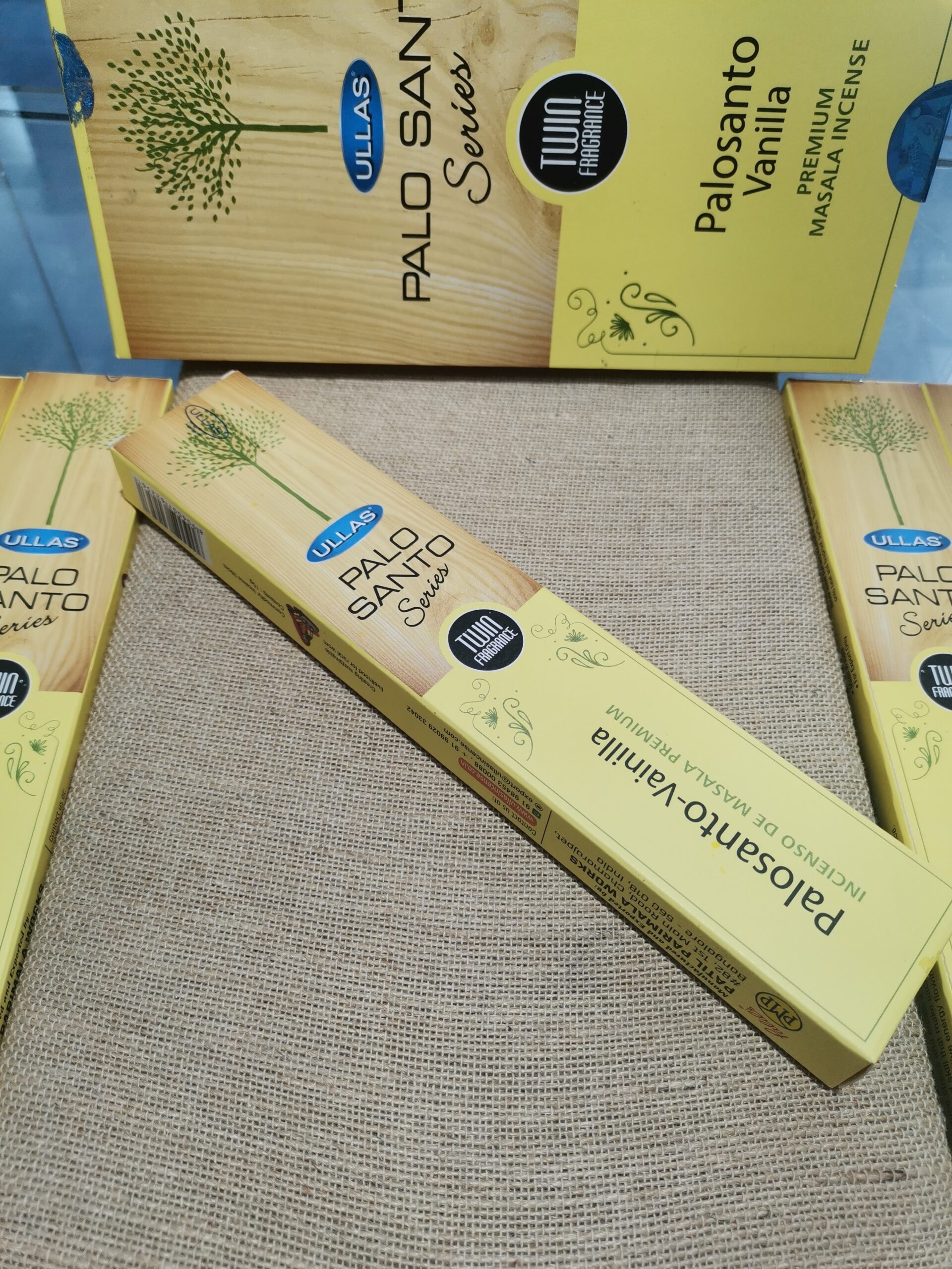 INCIENSO ULLAS PALO SANTO Y VAINILLA 250 1 INCIENSO ULLAS PALO SANTO Y VAINILLA 250