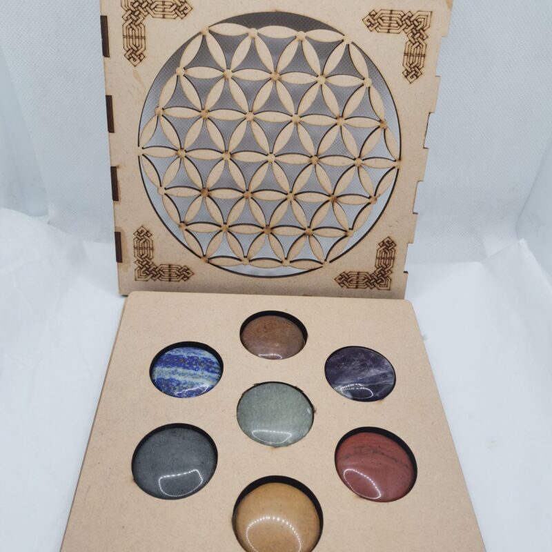 JUEGO MINERAL REIKI 7 CHAKRAS EN CAJA DE MADERA