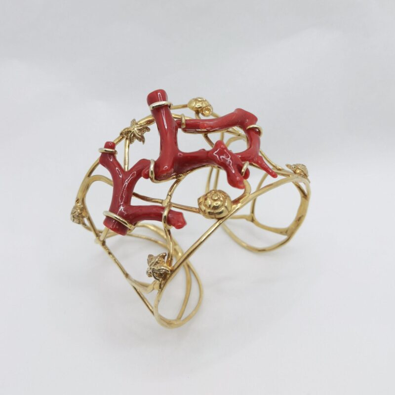 BRAZALETE CORAL NATURAL 3 RAMILLETES PLATA ORO