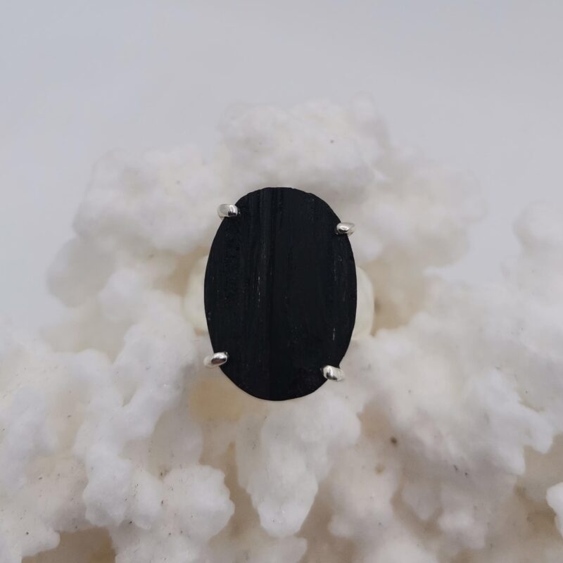 ANILLO TURMALINA NEGRA EN BRUTO PLATA OVALO