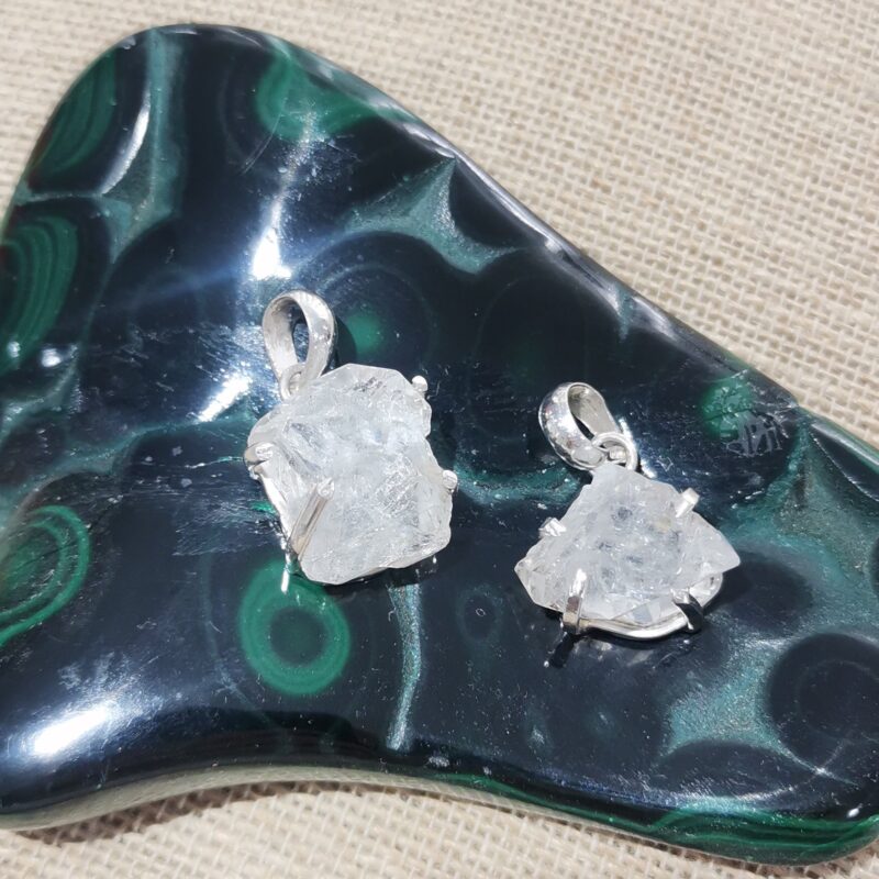 COLGANTE DIAMANTE HERKIMER PLATA