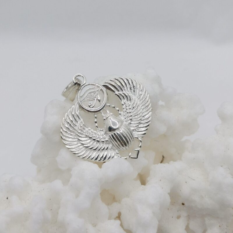 COLGANTE ESCARABAJO Y OJO DE HORUS PLATA
