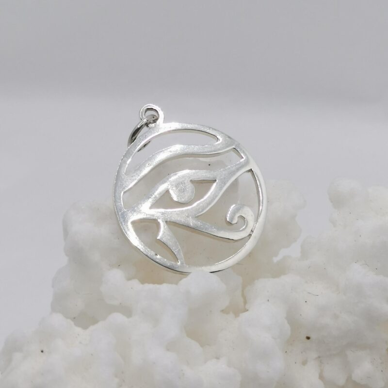 COLGANTE OJO DE HORUS EN ARO PLATA