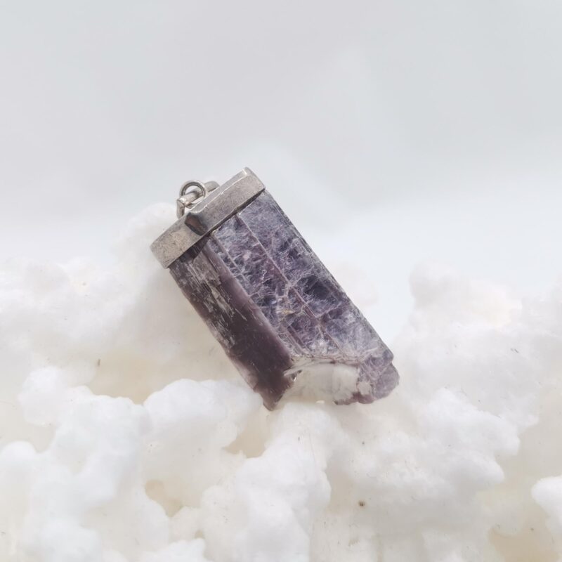 COLGANTE PUNTA DE TURMALINA ROSA EN BRUTO PLATA 25