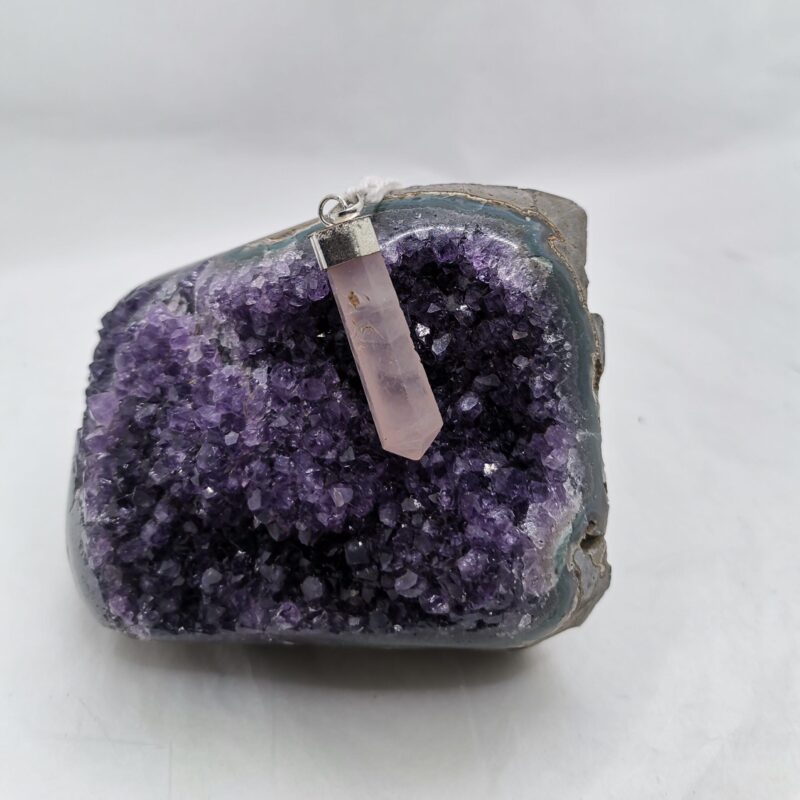 COLGANTE PUNTA DE CUARZO ROSA Y PLATA 15