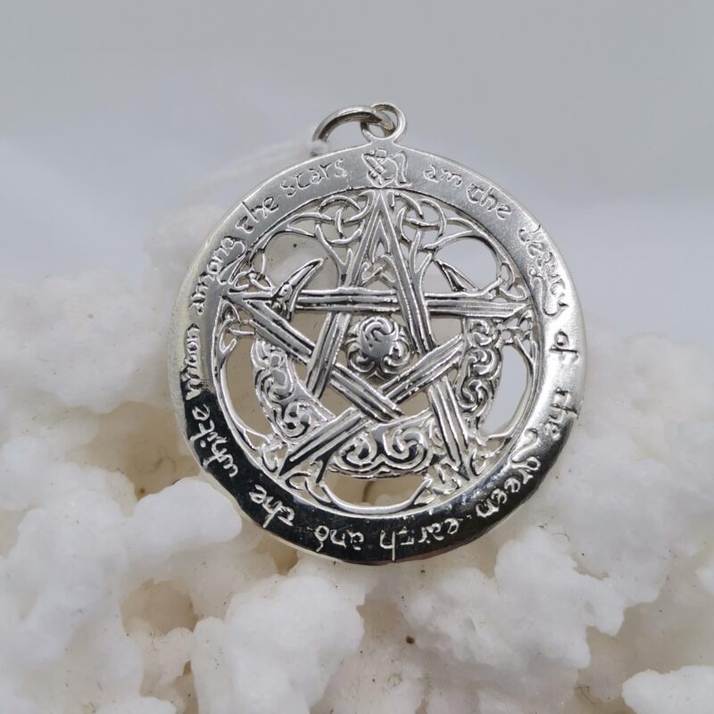 COLGANTE TETRAGRAMATON LABRADO 45