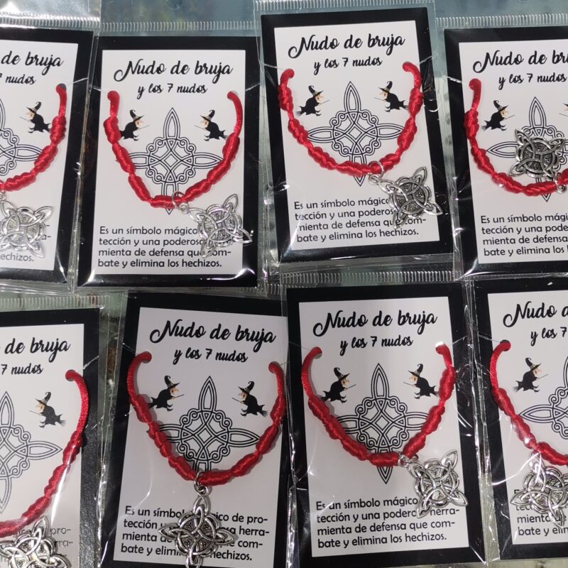 PULSERA 7 NUDOS ROJA CON NUDO DE BRUJAS