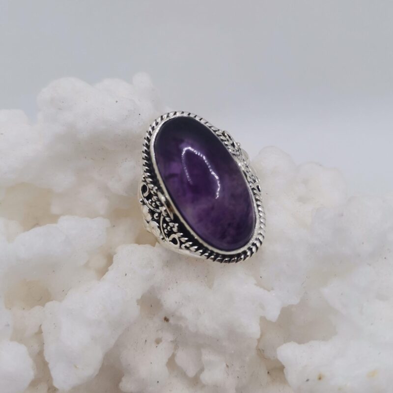 ANILLO PLATA AMATISTA OVALADA LARGADA GRABADOS
