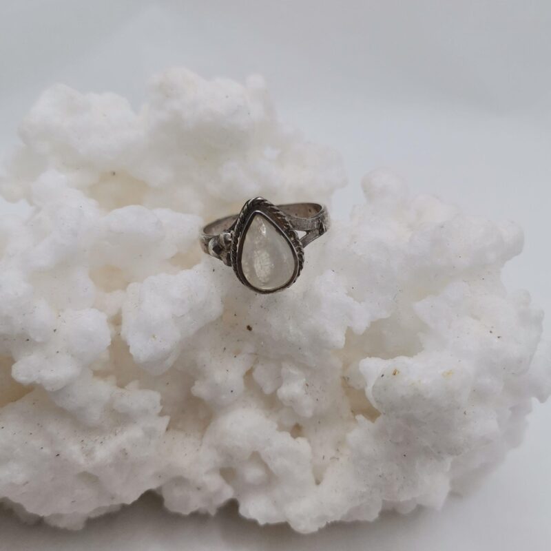 ANILLO PLATA PIEDRA LUNA GOTA