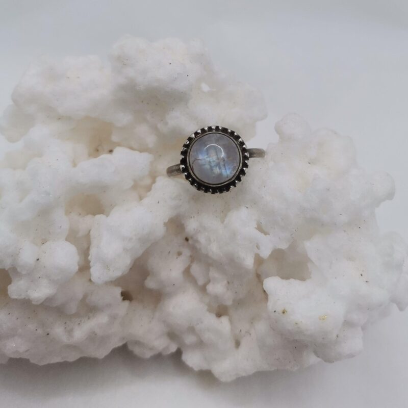 ANILLO PLATA PIEDRA LUNA REDONDO GRABADO