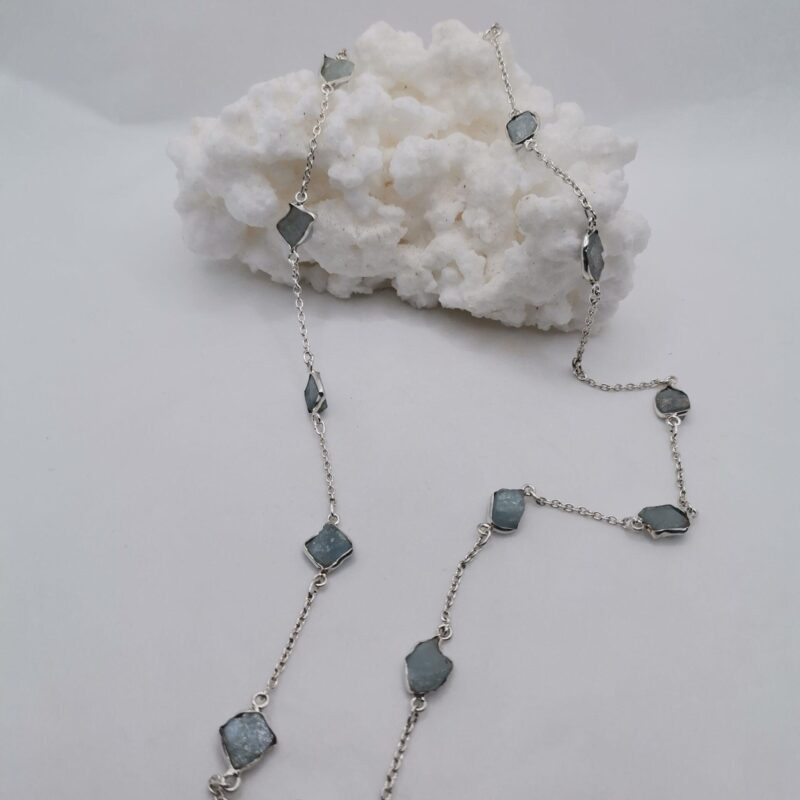COLLAR MINERAL AGUAMARINA PLATA BRUTO