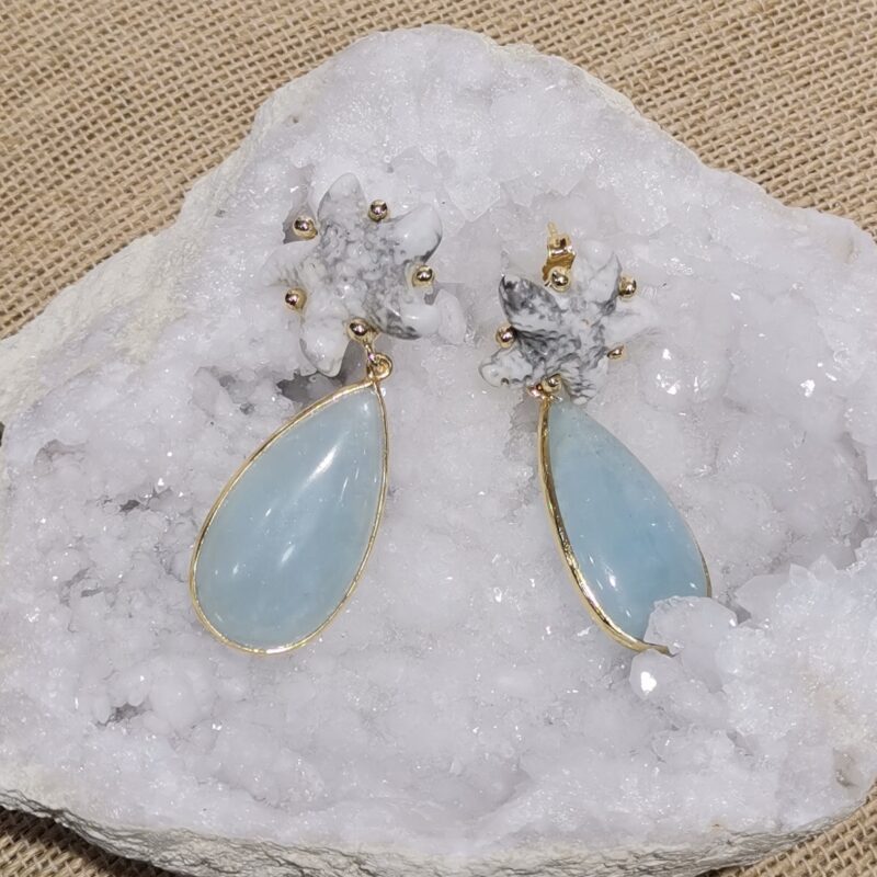 PENDIENTE  AGUAMARINA Y HOWLITE PLATA ORO