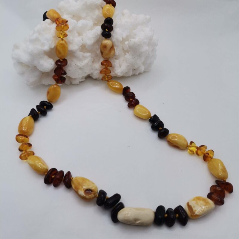 COLLAR AMBAR TRES COLORES MULTIFORMA 60 CM