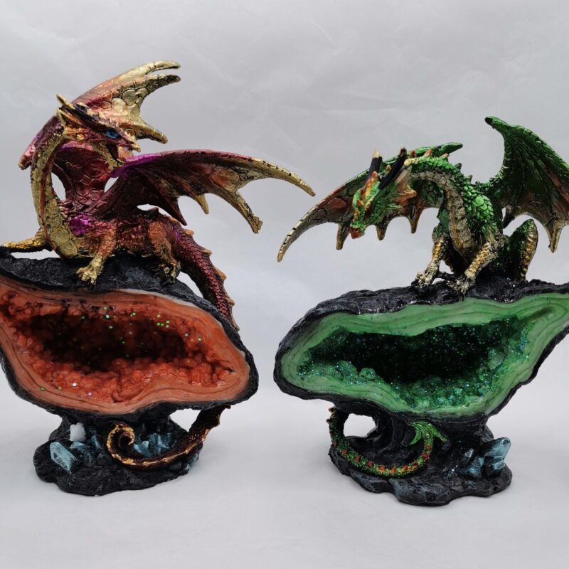 FIGURA DRAGON SOBRE IMITACION GEODA 16 CM