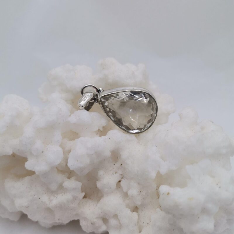 COLGANTE PLATA CUARZO BLANCO GOTA TALLA JOYERIA