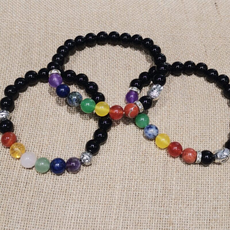 PULSERA MINERAL 8 MM ONIX Y 7 CKAKRAS 15