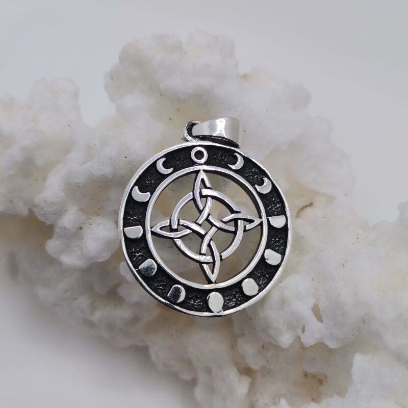COLGANTE PLATA NUDO DE BRUJAS Y CICLO LUNAR