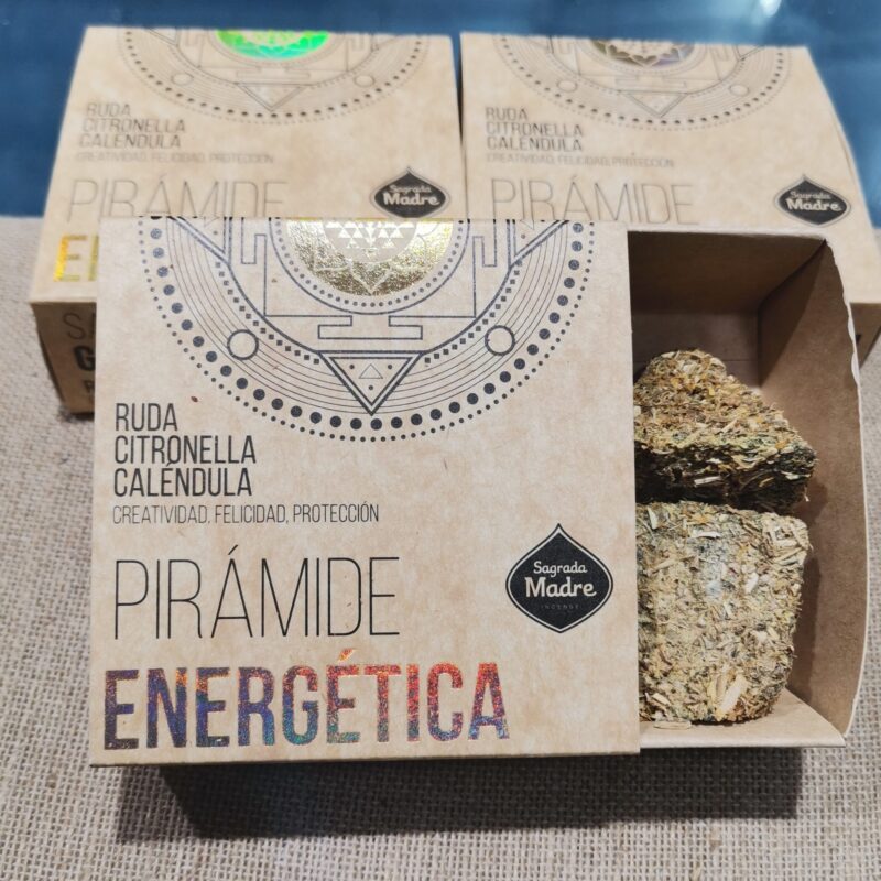 PIRAMIDE ENERGETICA SAGRADA MADRE RUDA CITRONELA Y CALENDULA