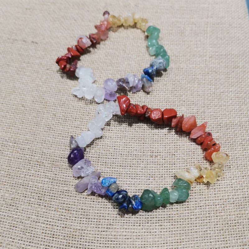 PULSERA MINERAL CHIP 7 CHAKRAS