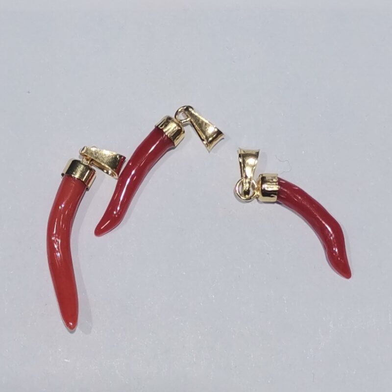 COLGANTE CUERNO O PIMIENTO CORAL ROJO PLATA BAÑO ORO