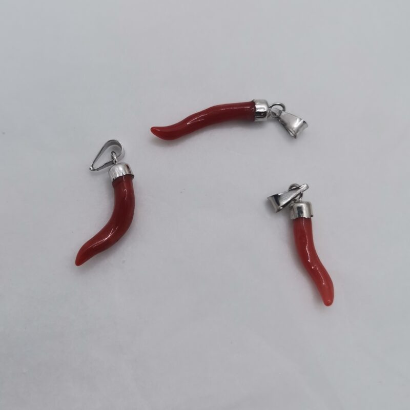 COLGANTE CUERNO O PIMIENTO CORAL ROJO PLATA