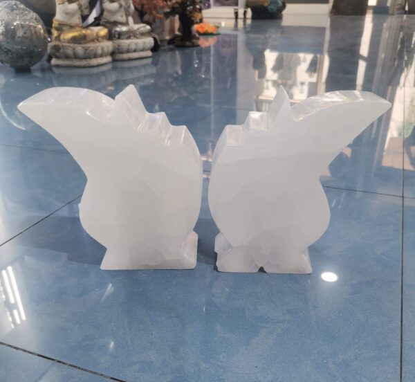 FIGURA SELENITA BLANCA ALAS DE ANGEL