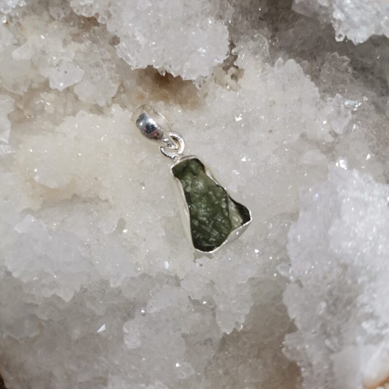 COLGANTE PLATA Y MOLDAVITA 2,1 GRAMOS