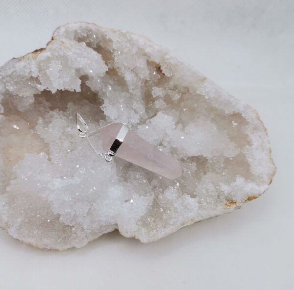 COLGANTE PUNTA BITERMINADA CUARZO ROSA PLATA 35