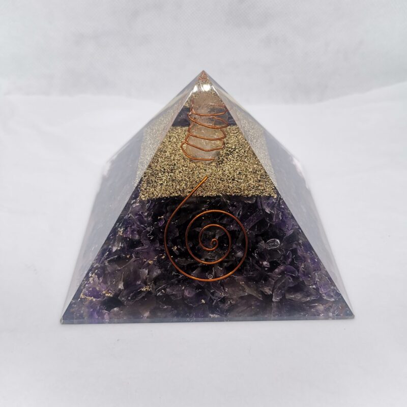 PIRAMIDE ORGONITA AMATISTA 50