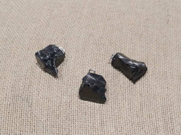 COLGANTE SHUNGIT CRISTALIZADA Y PLATA