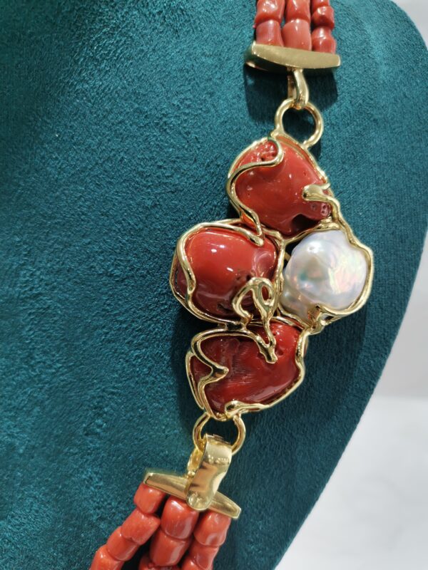 COLLAR CORAL TROZOS RAMA BROCHE CORAL PERLA PLATA BAÑO ORO - Imagen 2