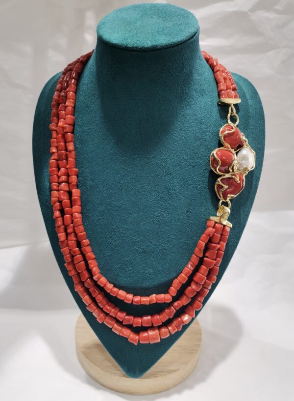 COLLAR CORAL TROZOS RAMA BROCHE CORAL PERLA PLATA BAÑO ORO