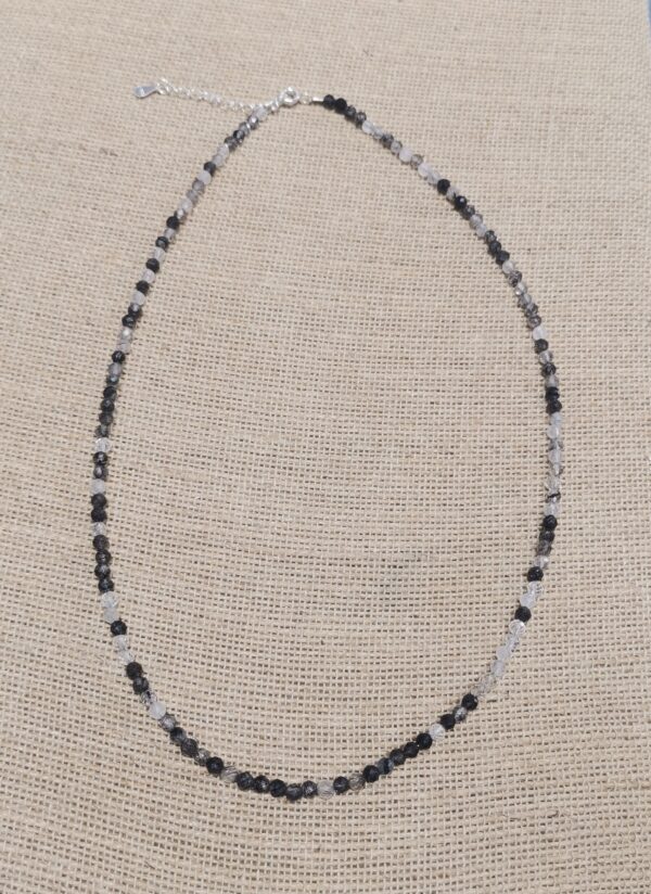 COLLAR CUARZO RUTILADO TURMALINA FLATELADO 4 MM PLATA