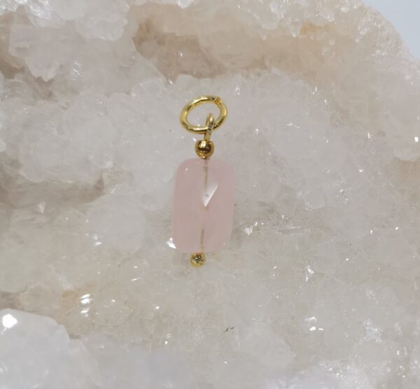 COLGANTE PLATA BAÑO ORO CUARZO ROSA FLATEADO PEQUEÑO