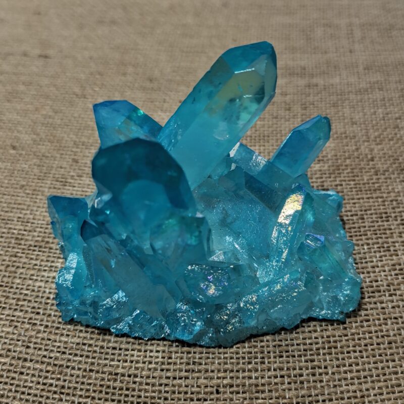 DRUSA PUNTAS CUARZO AQUA AURA 121 GRAMOS