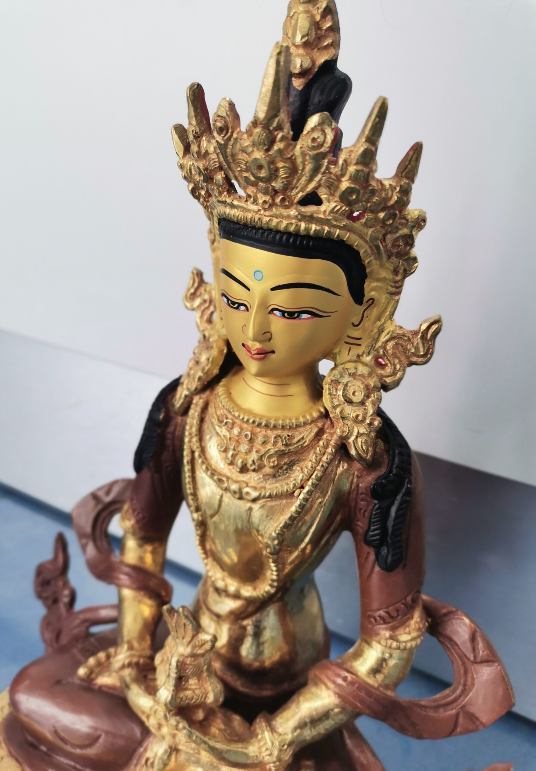 ESCULTURA TIBETANA DE VAJRASATTVA BRONCE DORADO 2 ESCULTURA TIBETANA DE VAJRASATTVA BRONCE DORADO - Imagen 2