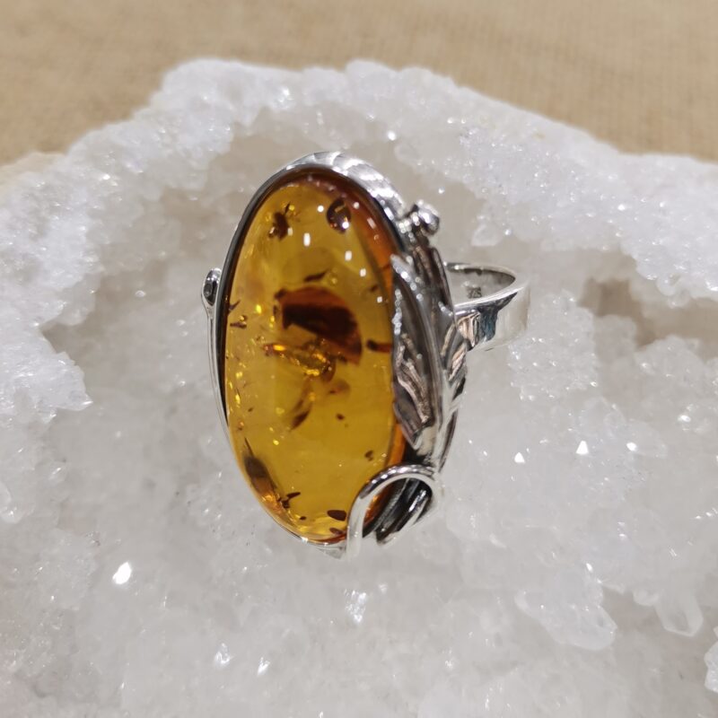 ANILLO AMBAR OVALADO PLATA HOJAS
